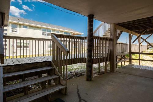 Sea And Sound By Oak Island Accommodations