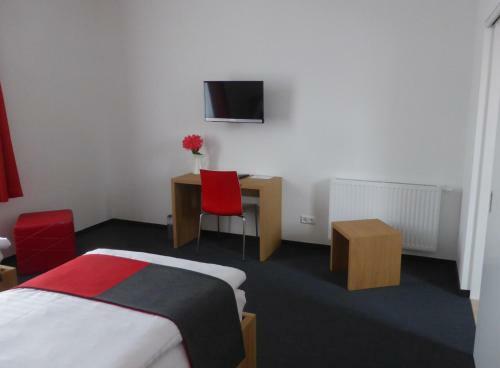Hostal G�stehaus St. Anna