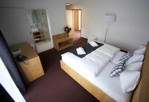 Hostal G�stehaus St. Anna