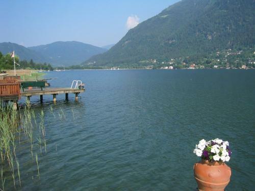 Hostal G�stehaus H�rb