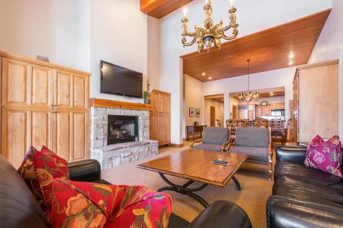Premium One Bedroom Townhouse Apartment Hotel