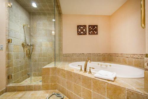 Premium One Bedroom Townhouse Apartment Hotel