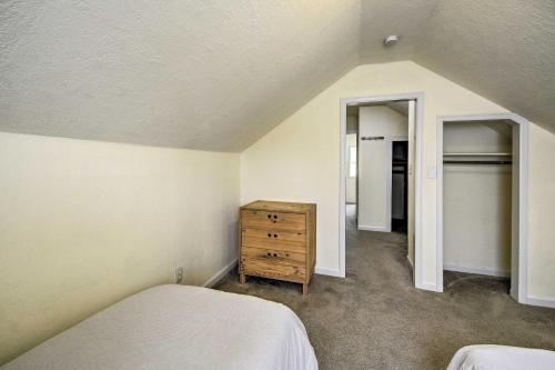Cozy Tacoma Home Close To Beaches And Boating!