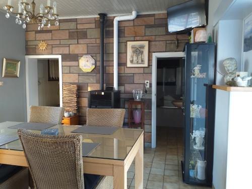 Holiday Home T Bloemenhof Hollebeke