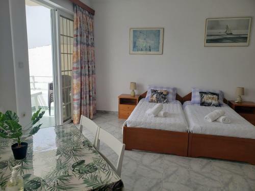 Haraki Sunrise Apartments