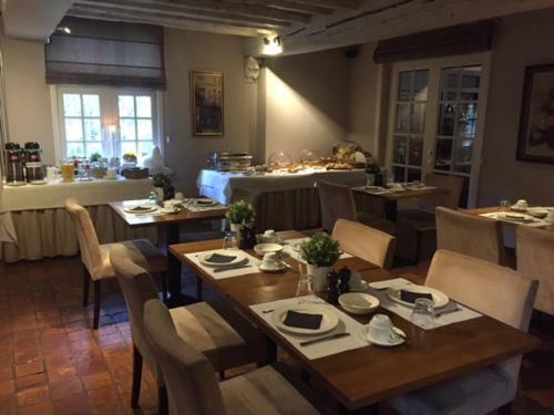 Hotel Adelaar