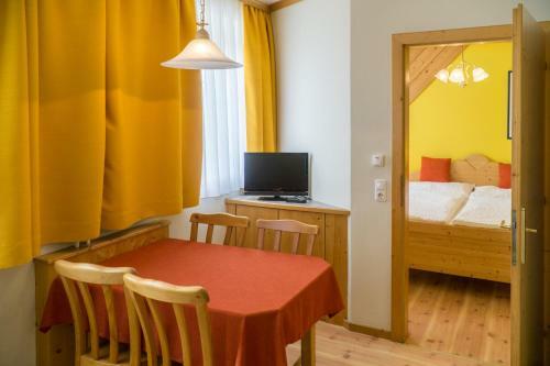 Hostal Pension & Reitstall Inghofer