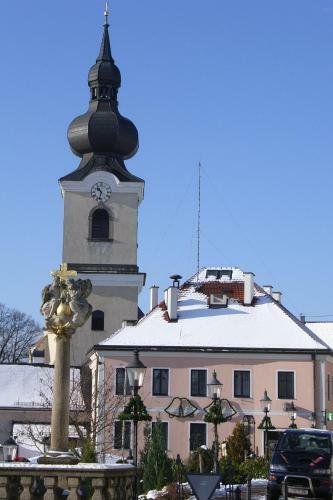 Hostal Pension & Reitstall Inghofer