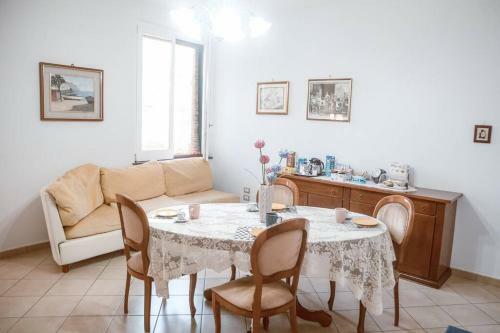 Annabella's Country House Historic Apartment