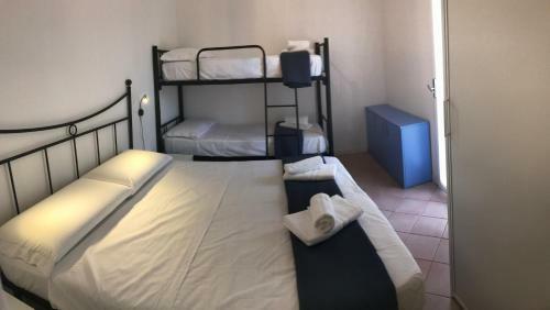 Apartamento Li Velieri - Residence With Pool For 6 Pax