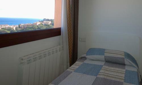 Lets Holidays Sea Views Apartment In Sa Gabarra