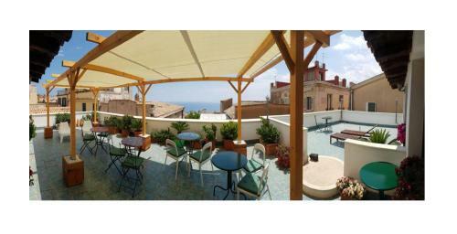 Hostal Guest House Le Sibille