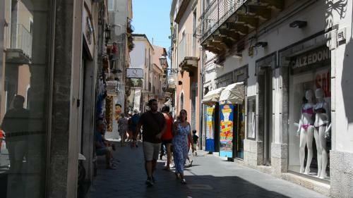 Hostal Guest House Le Sibille