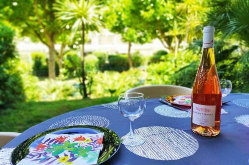 Apartamento Suberbe T2 Avec Piscine Et Jardin De 150m2