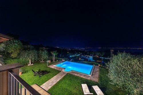 Villa Perla Con Piscina By Wonderful Italy
