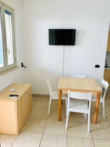 Rokamel Apartments