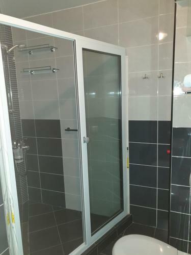 "lux Apartmani M-mili?"