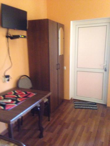 Hostal ????????