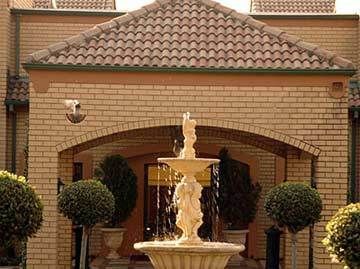 Hotel Courtyard Eastgate