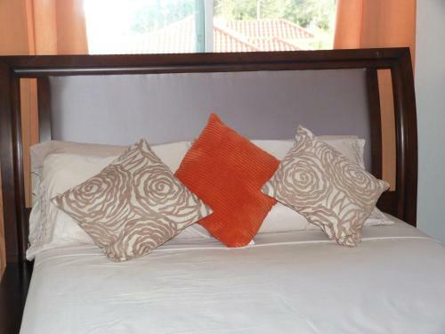 Two-bedroom Townhouse Near Coral Harbour Beach