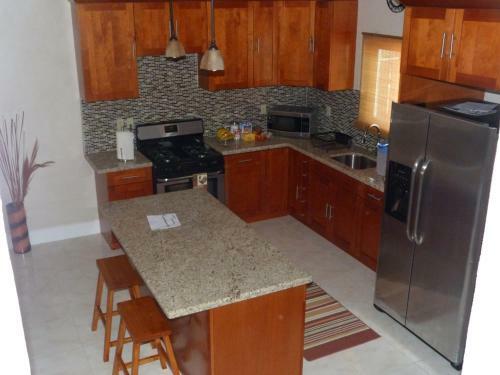 Two-bedroom Townhouse Near Coral Harbour Beach