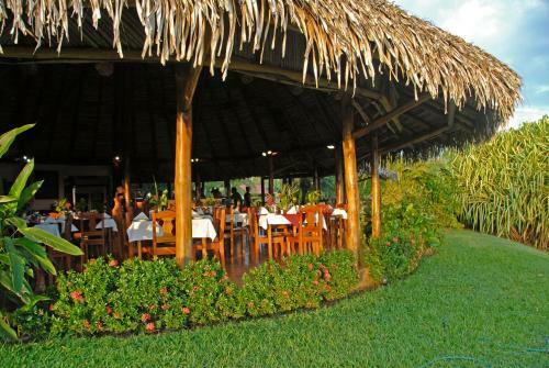 Guacamaya Lodge
