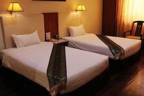 Hotel Dansavanh Namngum Resort