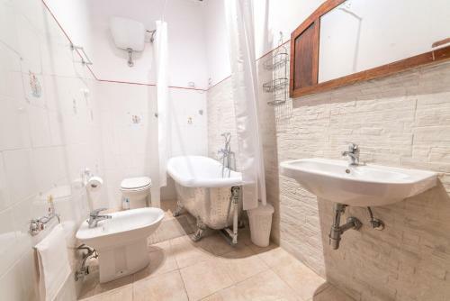 Apartamento Appartamento Genovesi . Intero Apt . Wifi . AC
