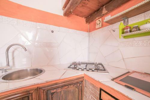 Apartamento Appartamento Genovesi . Intero Apt . Wifi . AC