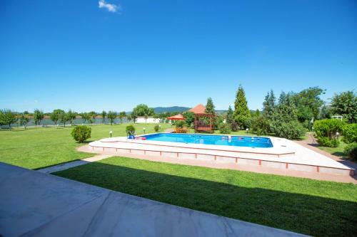Hostal Pensiunea Ovy & Dya