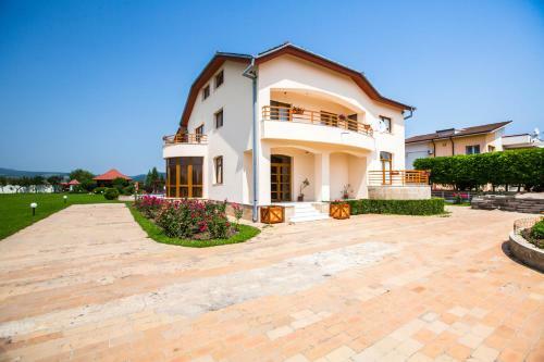 Hostal Pensiunea Ovy & Dya