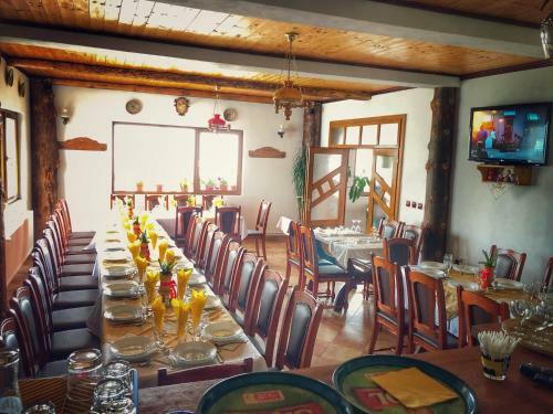 Hostal Pensiunea Montana
