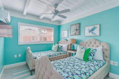 Flamingo Villas C Upstairs - Beautiful Beach Bungalow With Pool