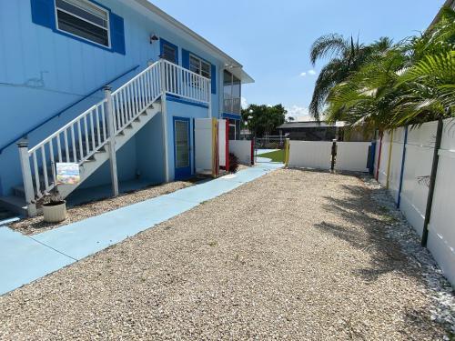 120 Bahia Via - Downstairs