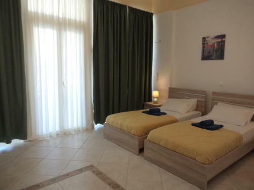 Ioanna Apartments Near The Sea