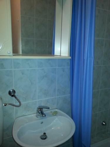 Hostal Guesthouse Lidija