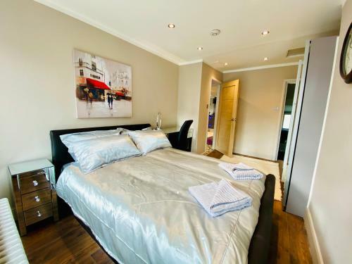Modern Stylish Apartment At Brighton Station