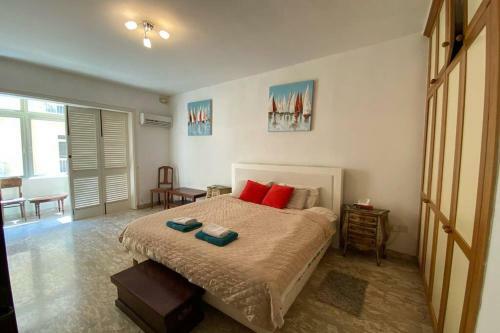 Amazing Sea View Sea Front 3 Bedroom Apartment