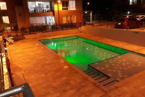 �hermoso Apartamento Con Ubicaci�n Ideal!