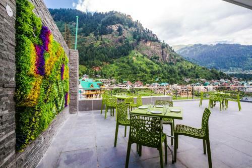 Hotel Suryansh Regency Manali Centrally Heated Air Cooled With Private Balconies