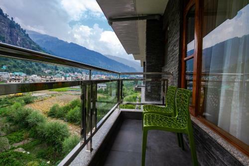 Hotel Suryansh Regency Manali Centrally Heated Air Cooled With Private Balconies