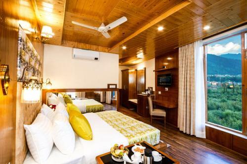 Hotel Suryansh Regency Manali Centrally Heated Air Cooled With Private Balconies