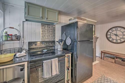 Damascus Cottage With Fire Pit - 1 Mi To Trails