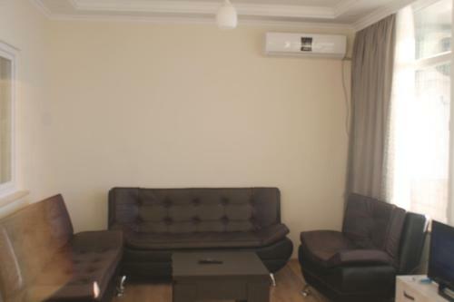 J.r Apartment In The Sea