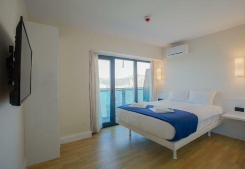 Orbi City - Aparthotel Near The Beach