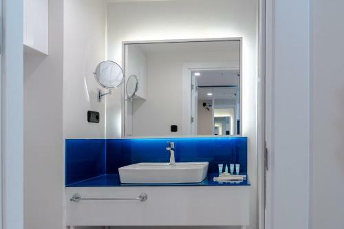 Orbi City - Aparthotel Near The Beach