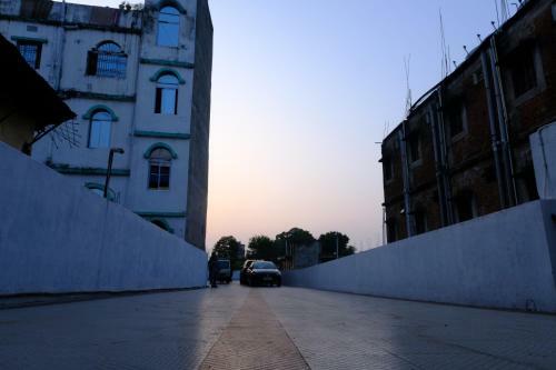 Hotel Girija Sunrise