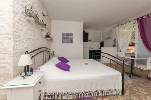 Apartmani Antunovi? Podgora