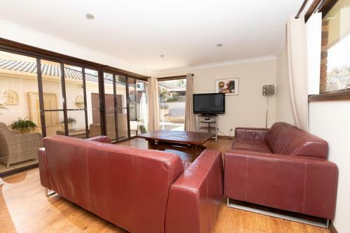 Convenient & Affordable Close To Town Pet-friendly