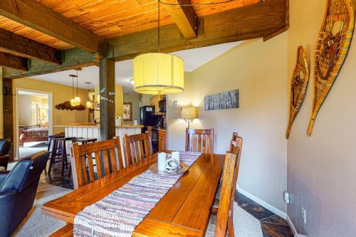 Lodge At Steamboat B110